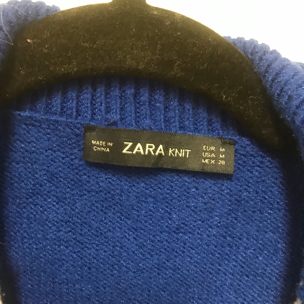 Sweater - Picture 4 of 6